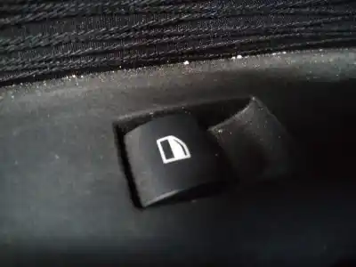 Peça sobressalente para automóvel em segunda mão botão / interruptor elevador vidro traseiro esquerdo por bmw x1 (e84) sdrive 18d referências oem iam 