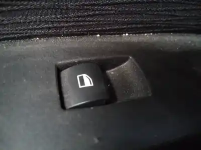 Peça sobressalente para automóvel em segunda mão botão / interruptor elevador vidro traseiro direito por bmw x1 (e84) sdrive 18d referências oem iam 