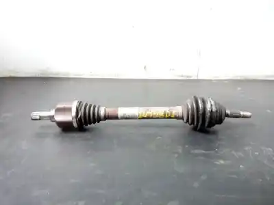 Pezzo di ricambio per auto di seconda mano  per PEUGEOT 208  Riferimenti OEM IAM 9686025580 P1-B6-32 