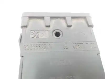 Pezzo di ricambio per auto di seconda mano interruttore per citroen c4 picasso attraction riferimenti oem iam 0295835t02  