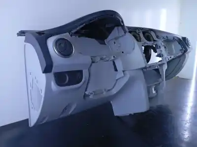 Peça sobressalente para automóvel em segunda mão tablier por dacia sandero ambiance referências oem iam  p2-a4-30 