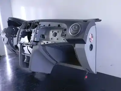 Peça sobressalente para automóvel em segunda mão tablier por dacia sandero ambiance referências oem iam  p2-a4-30 