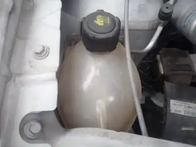 Peça sobressalente para automóvel em segunda mão depósito de expansão por dacia sandero ambiance referências oem iam 