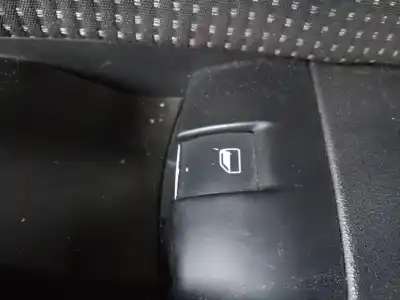 Second-hand car spare part Right Front Power Window Switch for AUDI A3 (8P) 1.9 TDI Ambiente OEM IAM references   