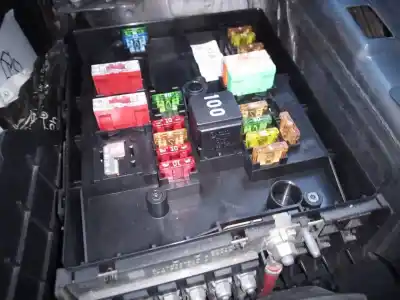 Pièce détachée automobile d'occasion boîtes à fusibles pour volkswagen golf vi (5k1) rabbit bluemotion références oem iam   