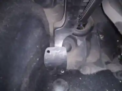 Pièce détachée automobile d'occasion pédale d'embrayage pour peugeot 208 active références oem iam 