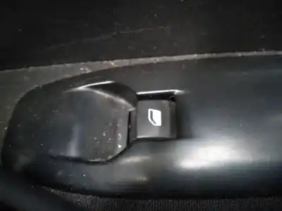 Pièce détachée automobile d'occasion commande de lève vitre avant droit pour peugeot 208 active références oem iam 