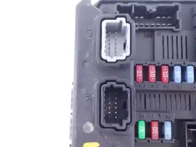 Second-hand car spare part fuse box unit for renault koleos dynamique oem iam references 519222442  6647120133