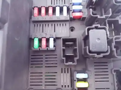 Second-hand car spare part fuse box unit for renault koleos dynamique oem iam references 519222442  6647120133