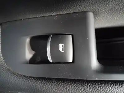 Peça sobressalente para automóvel em segunda mão botão / interruptor elevador vidro traseiro direito por alfa romeo stelvio (630) executive 4wd referências oem iam 