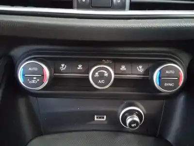 Peça sobressalente para automóvel em segunda mão comando de sofagem (chauffage / ar condicionado) por alfa romeo stelvio (630) executive 4wd referências oem iam 