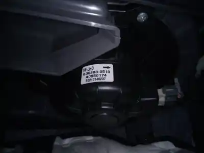 Peça sobressalente para automóvel em segunda mão  por HYUNDAI I40  Referências OEM IAM B308830510  A0550174
