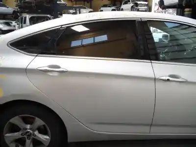 Peça sobressalente para automóvel em segunda mão porta do automóvel traseira direita por hyundai i40 style blue referências oem iam 