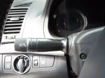 Peça sobressalente para automóvel em segunda mão comutador de piscas  por hyundai i40 style blue referências oem iam 