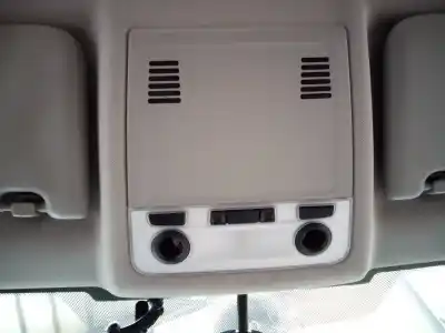 Second-hand car spare part interior light for bmw x1 (e84) sdrive 18d oem iam references 