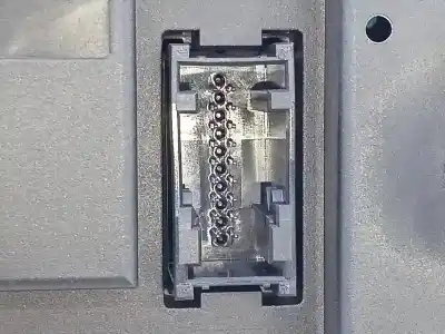 Second-hand car spare part dashboard for bmw x1 (e84) sdrive 18d oem iam references 922096301 e3-a2-25-2 450264540