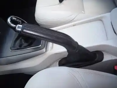 Pezzo di ricambio per auto di seconda mano LEVA DEL FRENO A MANO per VOLVO V40  Riferimenti OEM IAM   