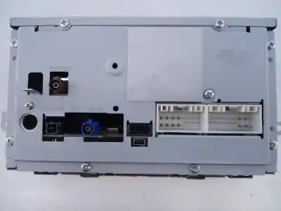 Second-hand car spare part audio system / radio cd for ssangyong korando crystal 4x2 oem iam references 8915037010 e3-a3-14-1 