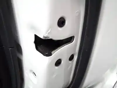 İkinci el araba yedek parçası arka sag kapi kilidi için ssangyong korando crystal 4x2 oem iam referansları 