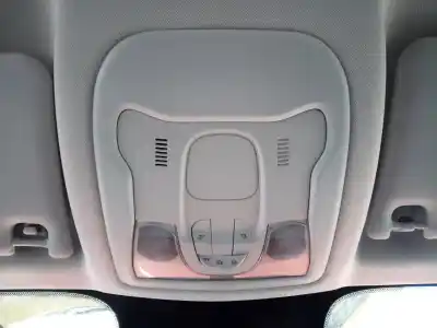 Peça sobressalente para automóvel em segunda mão luz interior por jeep renegade sport 4x2 referências oem iam 