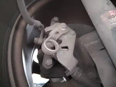 Peça sobressalente para automóvel em segunda mão pinça de travão traseira esquerda por kia carens ( ) drive referências oem iam 