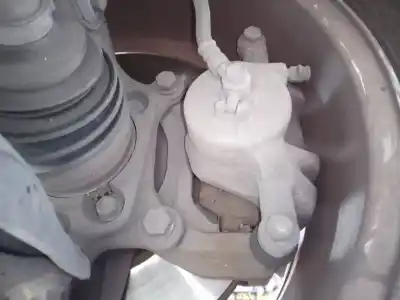 Peça sobressalente para automóvel em segunda mão pinça de travão dianteira esquerda por kia carens ( ) drive referências oem iam 