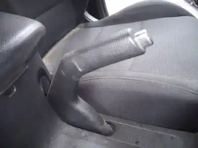 Second-hand car spare part handbrake lever for kia carens ( ) drive oem iam references 