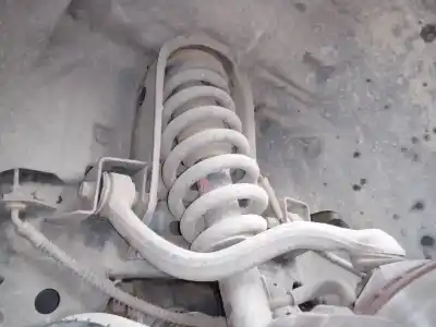 Автозапчасти б/у передний левый амортизатор за KIA SORENTO I (JC) 2.5 CRDi ссылки OEM IAM   