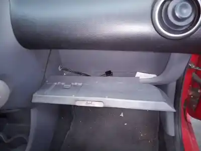 Gebrauchtes Autoersatzteil handschuhfach zum toyota aygo (kgb/wnb) básico oem-iam-referenzen   