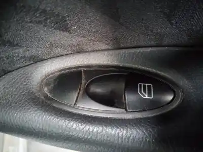 Tweedehands auto-onderdeel RECHTS ACHTER RUITEN BEDIENING voor MERCEDES CLASE E (W211) BERLINA  OEM IAM-referenties   