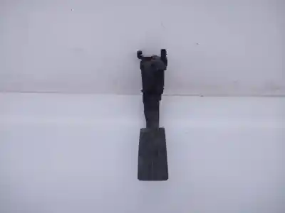 Second-hand car spare part ACCELERATOR PEDAL for RENAULT CAPTUR  OEM IAM references 180029347R E2-A1-35-6 