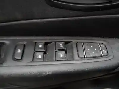 Peça sobressalente para automóvel em segunda mão botão / interruptor elevador vidro dianteiro esquerdo por renault captur limited referências oem iam 