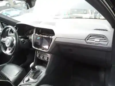Peça sobressalente para automóvel em segunda mão tablier por volkswagen tiguan sport 4motion bmt referências oem iam 