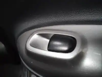 Pezzo di ricambio per auto di seconda mano comando alzacristalli posteriori destro per nissan juke (f15) acenta riferimenti oem iam 
