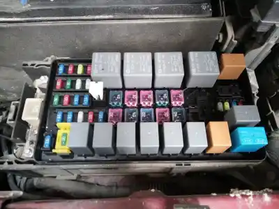 Автозапчасти б/у  за KIA SORENTO I (JC)  ссылки OEM IAM 911613E010  