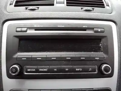 Second-hand car spare part Audio System / Radio Cd for SKODA OCTAVIA COMBI (1Z5) Ambiente OEM IAM references   