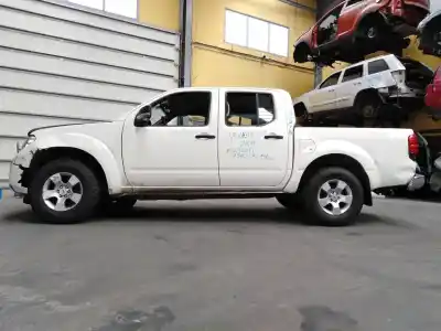 Автозапчастина б/у коробка передач для nissan navara pick-up (d40m) doble cab fe 4x4 посилання на oem iam 32101 m1-a3-73 5x40a