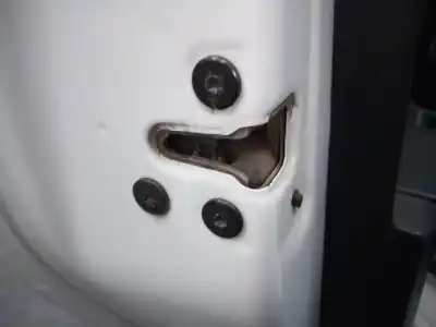 Peça sobressalente para automóvel em segunda mão fechadura da porta traseira esquerda por dacia sandero stepway referências oem iam 