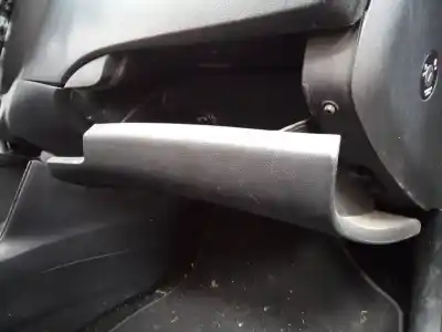 Peça sobressalente para automóvel em segunda mão porta luvas por kia cee´d drive referências oem iam   