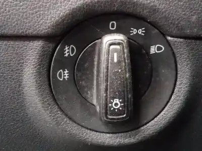 Pezzo di ricambio per auto di seconda mano controllo della luce per skoda octavia combi (5e5) active riferimenti oem iam 