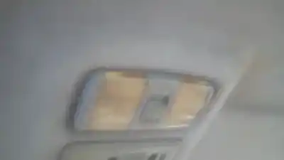 Pezzo di ricambio per auto di seconda mano Luce Interna per MITSUBISHI MONTERO (V20/V40) 2500 TD GL Riferimenti OEM IAM   