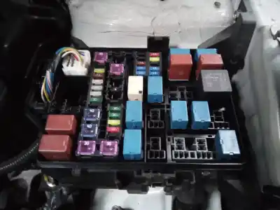 Peça sobressalente para automóvel em segunda mão caixa de fusíveis e relés por suzuki vitara 1.4 16v boosterjet cat referências oem iam 