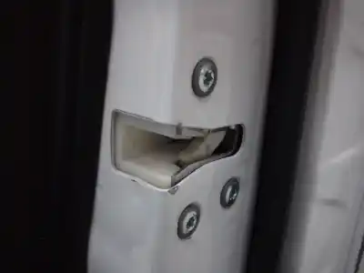 Peça sobressalente para automóvel em segunda mão fechadura da porta dianteira direita por suzuki vitara 1.4 16v boosterjet cat referências oem iam 