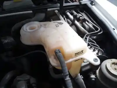 Peça sobressalente para automóvel em segunda mão depósito de expansão por audi a6 berlina (4f2) 2.0 tdi referências oem iam 