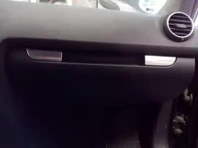 Pièce détachée automobile d'occasion boite à gants pour audi a3 (8p) 1.4 tfsi ambiente références oem iam   