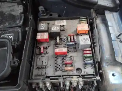 Gebrauchtes Autoersatzteil relais sicherungskasten multifunktionsrelais zum audi a3 (8p) 2.0 tdi ambiente oem-iam-referenzen   