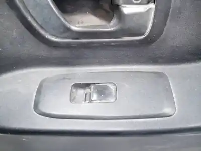 Автозапчасти б/у выключатель переднего правого окна за MITSUBISHI MONTERO (V60/V70) 2.5 TDI Sahel ссылки OEM IAM   