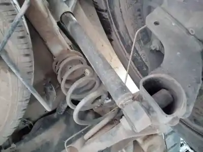 Pezzo di ricambio per auto di seconda mano AMMORTIZZATORE POSTERIORE DESTRO per DACIA DUSTER  Riferimenti OEM IAM   