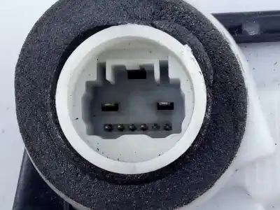 İkinci el araba yedek parçası sol ön kapi kilidi için toyota prius (nhw30) plug-in hybrid advance oem iam referansları t4311140 e2-b4-5-2 140112