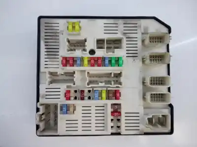 Second-hand car spare part fuse box unit for renault laguna coupe gt oem iam references 284b66052r